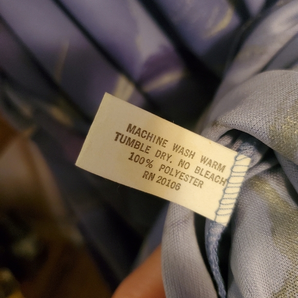 Toccara Avon Bell Sleeve Maxi Dress - Picture 5 of 6